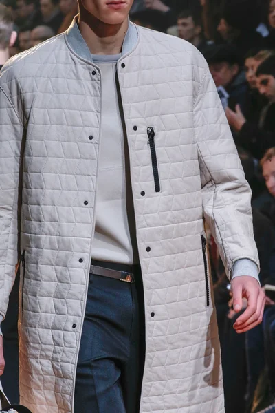 Look 57
